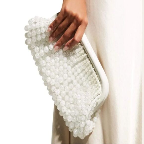NWOT cult Gaia White Beaded Clutch - Picture 2 of 16